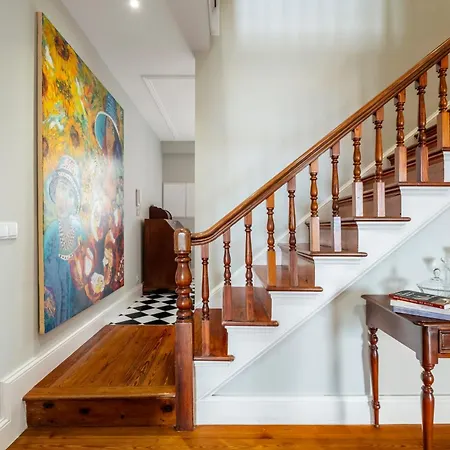 Til Gallery - Elegant Escape In Downtown Funchal (Madeira)
