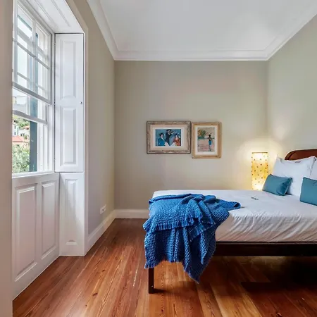 Til Gallery - Elegant Escape In Downtown Funchal (Madeira)